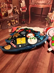 Weihnachtsbaum Form Plueschkissen suesser Cartoon Schneemann Druck weiches Sofakissen Deko