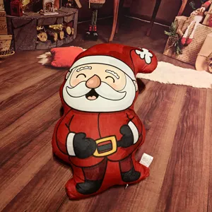 Süßes Weihnachtsmann geformtes Plüschkissen für gemütliche Sofadeko und festliches Zuhause.