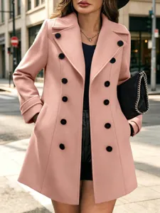 Detailansicht des stilvollen rosa Wollmischung Zweireiher Reversmantels für Damen.