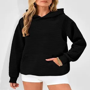 Sweat à capuche noir côtelé pour femme, pull décontracté à manches longues avec poche.