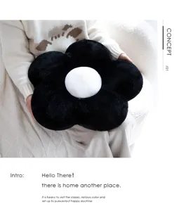 Gedetailleerd overzicht van het zwarte pluche bloemkussen met zachte stof en leuk design.