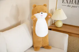 Schattig lang otter pluche kussen, zacht knuffelspeelgoed voor gezellige bankdecoratie in huis.