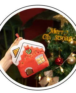 Weihnachten Plüsch Lebkuchenhaus Anhänger, süße festliche Hängedekoration für gemütliches Zuhause.