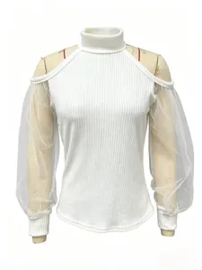 Top femme élégant en tricot côtelé uni avec col montant, épaules dénudées et manches en tulle.