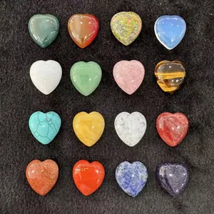 Assortiment de cabochons en pierre naturelle en forme de cœur