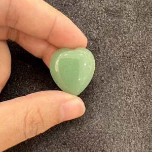 Cabochon en pierre naturelle verte en forme de cœur pour bijoux DIY et pendentifs