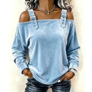 Top a maniche lunghe in velluto azzurro da donna elegante con fibbie e spalline chic.