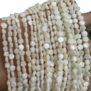 Natürliche weiße Süßwassermuschelperlen in Herz- und Blumenform für DIY-Schmuckherstellung
