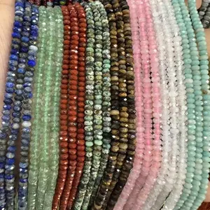 Detailaufnahme von 2*4mm facettierten Abakus-Natursteinperlen für Schmuck