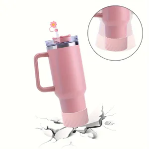 Ανοξείδωτο ποτήρι 40oz με λαβή, καπάκι καλαμακιού σιλικόνης και προστατευτική θήκη.