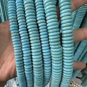 Vue détaillée de perles intercalaires plates en turquoise pour bijoux DIY