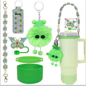 Set accessori per tazza Stanley portachiavi in peluche verde copertura di paglia ciondolo
