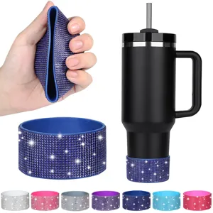 Protecteur de fond de tasse en silicone avec strass, manchon antidérapant pour gobelet.