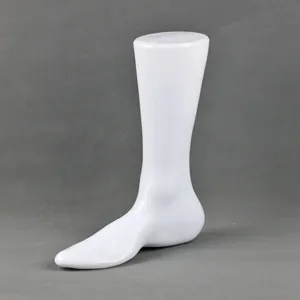 Pied en plastique blanc mannequin de vitrine support de présentation pour chaussures.