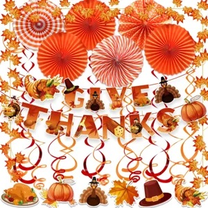 Thanksgiving Party Deko-Set mit Papierfächern, Kürbissen, Truthähnen und hängenden Spiralen.