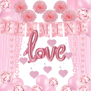 Rosa Valentinstag Party Dekoration Set mit Liebesballon Girlande und Papierschnitzeln.