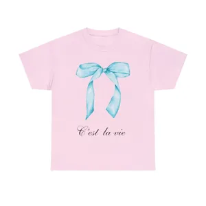 Maglietta rosa da donna a maniche corte con fiocco blu acquerello e stampa francese.
