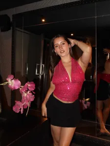 Stylish pink sequin halter neck crop top for women sexy backless sleeveless summer shirt