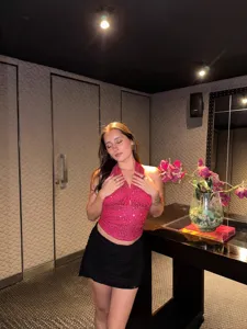 Sexy sequin V-neck halter crop top for women, dazzling sleeveless party club top.