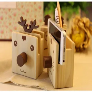 Wooden animal pen holder desk organizer, creative cute deer design for desktop storage and phone stand.