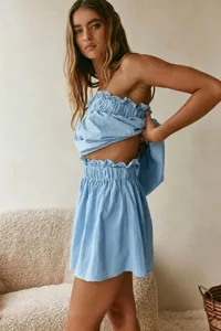 Set top senza spalline e gonna in cotone lino, stile vacanza francese estivo casual.