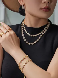 Set de joyas de acero inoxidable bañado en oro con circonitas collar pendientes pulsera mujer