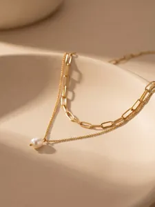 Collier double en acier inoxydable avec pendentif perle d'eau douce, bijou élégant et tendance femme.