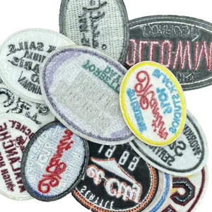 Parches bordados ovalados al por mayor, insignias de chaquetas con letras vintage.
