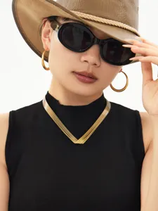Minimalistische multi-strand V-vormige gouden ketting en oorringen set voor dames dagelijks