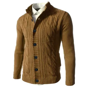 Cardigan en tricot torsadé col montant pour homme vêtement casual de mode pour l'hiver.