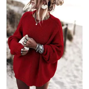 Pull-over rouge ample pour femme, chandail en tricot confortable à manches longues.