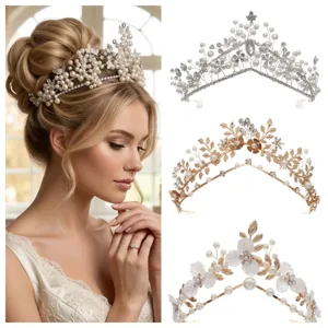 Nahaufnahme Details von französischer Perlen und Blumen Braut Tiara Haarschmuck für Hochzeiten.