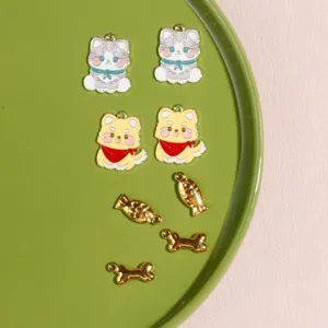 Cute alloy enamel cat dog fish bone charms details, DIY jewelry making and necklace accessories.