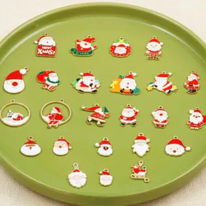 Christmas Santa Claus enamel alloy charms pendants for DIY jewelry, bracelets and necklaces.