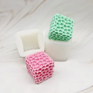 Square honeycomb cube silicone mold for aromatherapy candles, DIY plaster, and baking mousse.