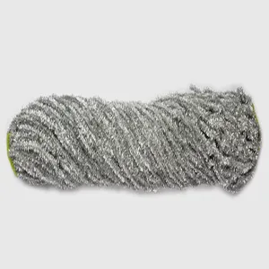 Nettoie-pipes metalliques argentes et tiges de chenille 6mm fils pour projets d'art DIY.