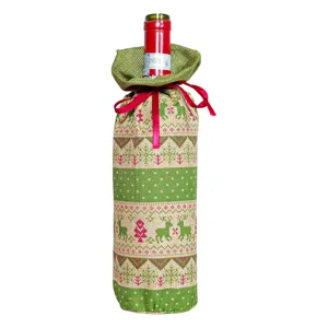 Weihnachtlicher Jute Weinflaschenbeutel mit festlichem Rentiermuster für Weihnachtsgeschenke.