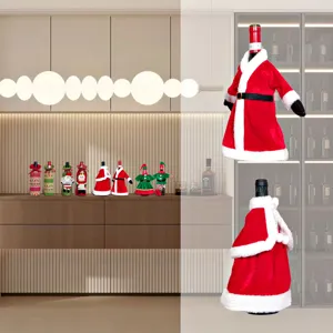 Weihnachtsflaschenabdeckung niedlicher Weihnachtsmann Anzug rotes Kleid Party Tisch Deko