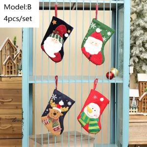 Weihnachtsstrümpfe 4er Set bestickt Weihnachtsmann Schneemann Rentier Geschenkbeutel für Baum