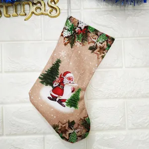 Weihnachtssocken Geschenktüte mit Weihnachtsmann Druck, ideal für festliche Dekoration.