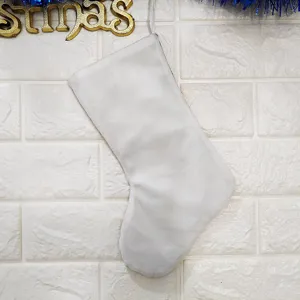 Weißer blanko Weihnachtsstrumpf für DIY Sublimationsdruck, kleine Geschenktüte Deko.