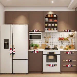 Dettaglio decorazione natalizia per elettrodomestici da cucina, maniglie festive.