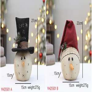 Pupazzo di neve in peluche di lino vintage decorazione natalizia da tavolo con cappello e ricamo.