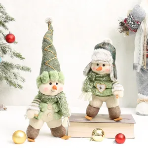 Decoración de muñeco de peluche de muñeco de nieve verde de Navidad adorno de mesa