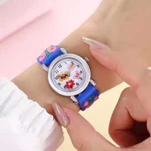 Orologio al quarzo per bambini con cinturino in silicone 3D, dettaglio quadrante.