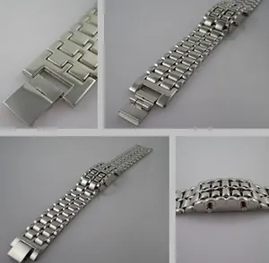 Edelstahl Metall Uhrenarmband Ersatzband silberne Glieder Faltschließe Detailansicht