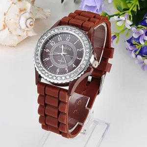 Braune Silikonarmband Strass Quarzuhr mit arabischem Zifferblatt für Damen, schick.