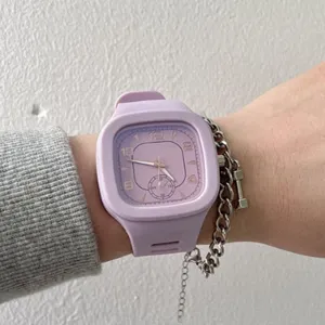 Modische quadratische Silikon Quarzuhr für Damen und Herren sportliche Armbanduhr