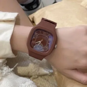 Braune quadratische Silikonuhr für Damen und Herren, trendige Schüler Sport Quarz Uhr.