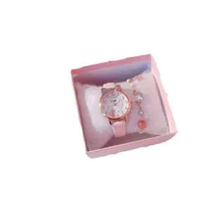 Set regalo orologio al quarzo con orecchie di gatto rosa e grazioso bracciale per ragazze.